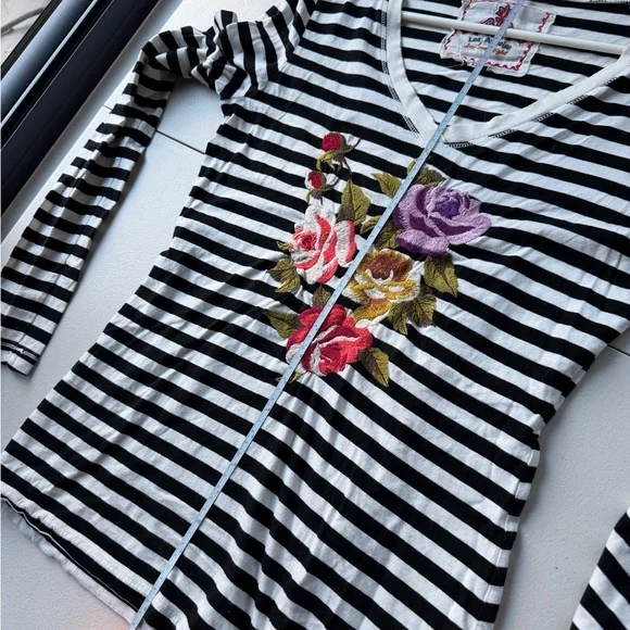 Johnny Was Black and White Striped Floral Embroidered Top - Picture 4 of 5